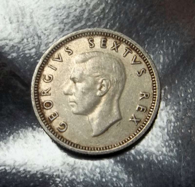 Union Sixpence 1949 - Nice condition