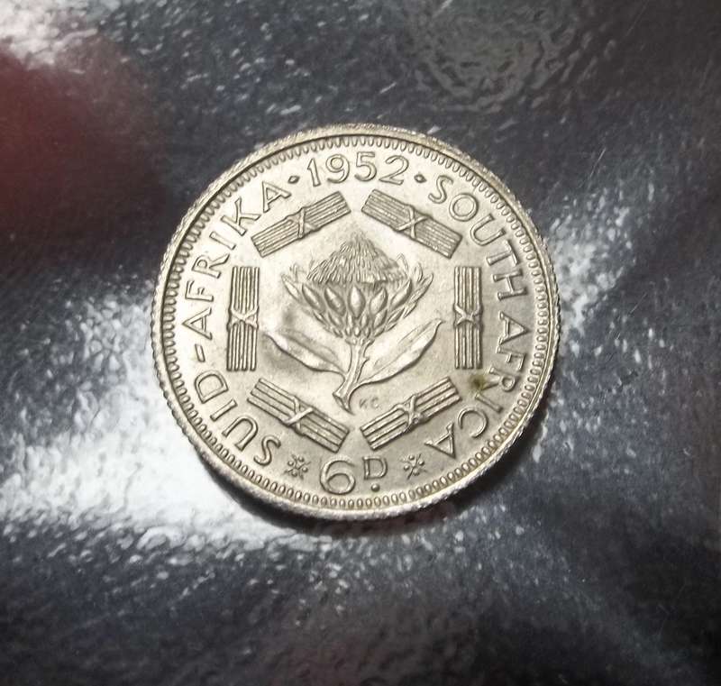 Union Sixpence 1952 - aUNC condition
