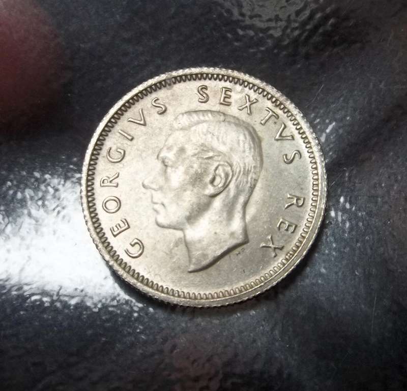 Union Sixpence 1952 - aUNC condition