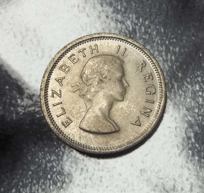 Union Sixpence 1957 - Great condition