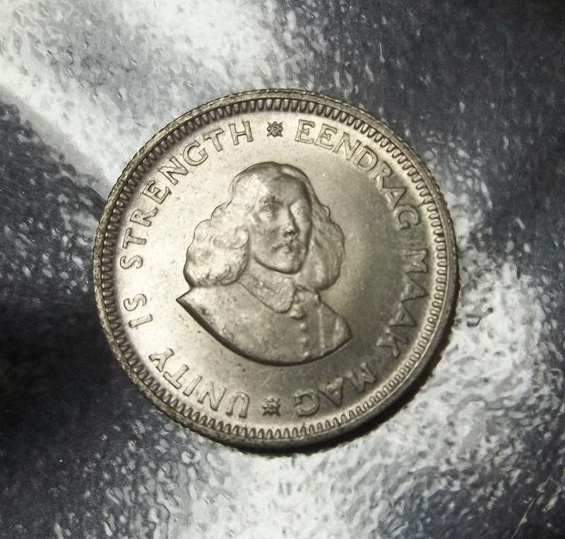 RSA 5 Cents 1963 - aUNC condition