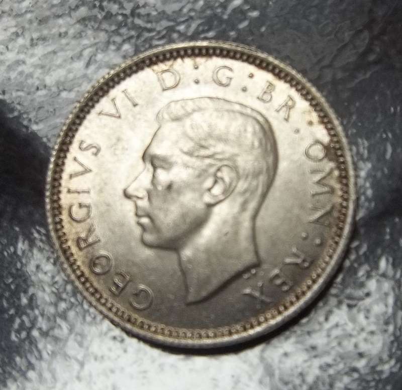 UK sixpence 1946 - aUNC condition