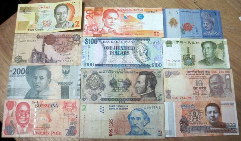 Lot of 12 International bank notes