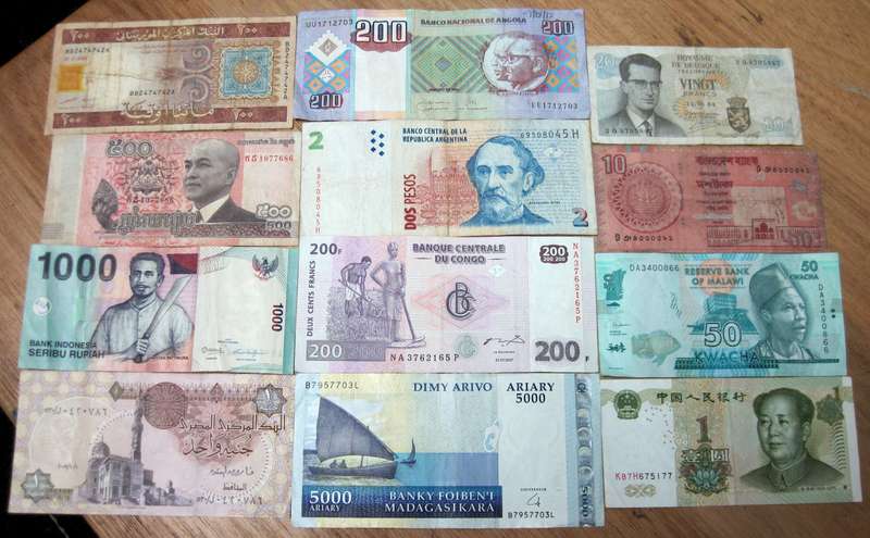 Lot of 12 International bank notes