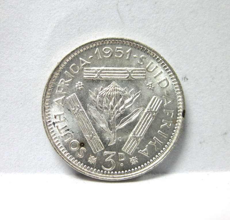 SA Union Threepence 1951 - UNC condition