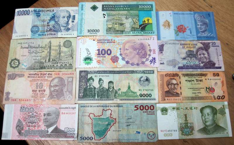 Lot of 12 International bank notes