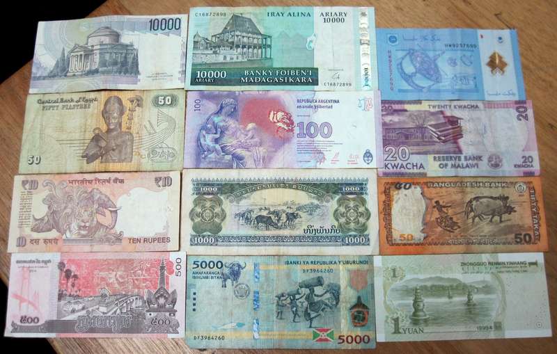 Lot of 12 International bank notes