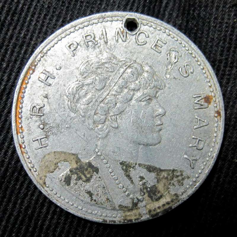 *R1 Auction* Princess Mary Viscountess of Lascelles medallion