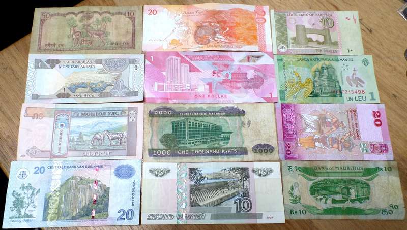 Lot of 12 International bank notes