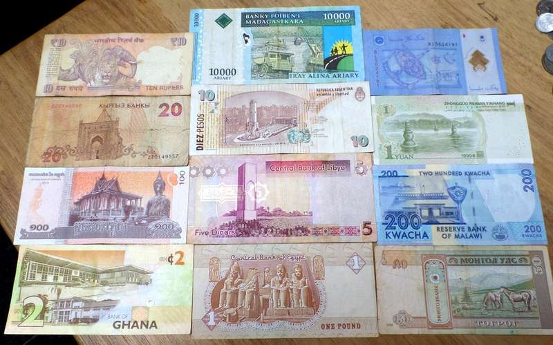 Lot of 12 International bank notes
