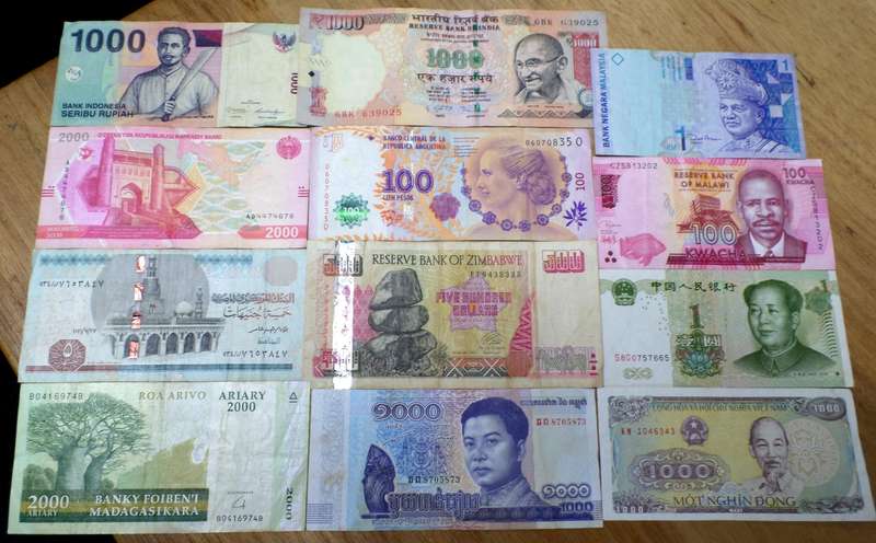Lot of 12 International bank notes