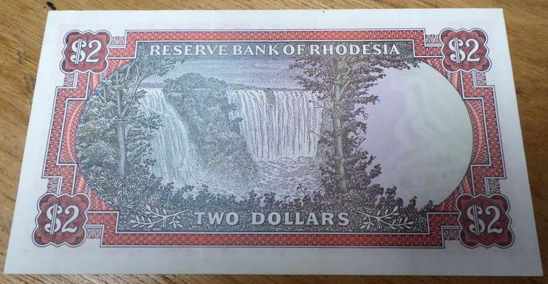 *R1 Auction* Rhodesia 2 Dollars 1979 - EF to EF+ condition