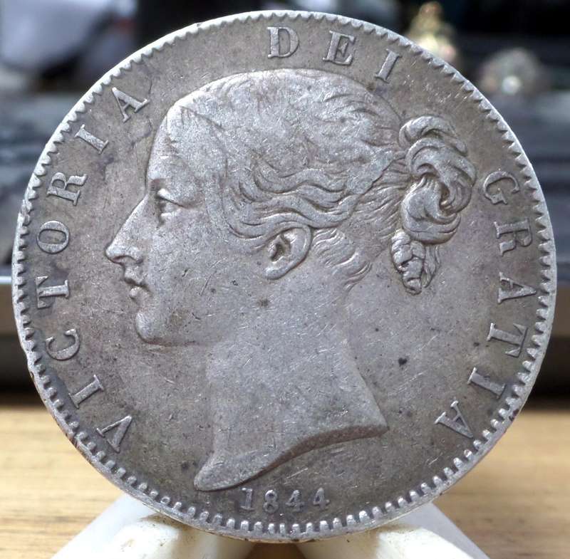 *R1 Auction* UK Crown 1844