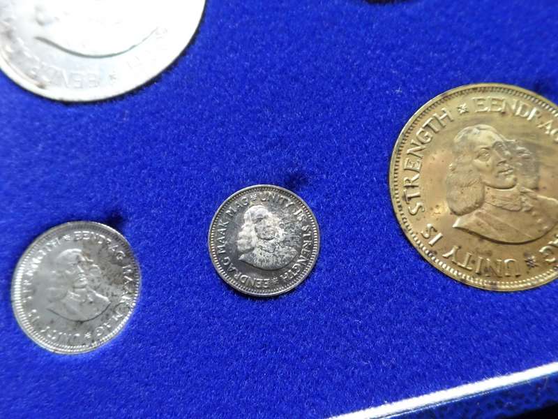 1961 RSA short proof set