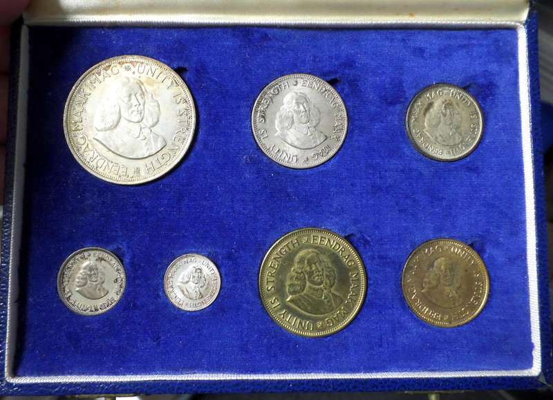1961 RSA short proof set