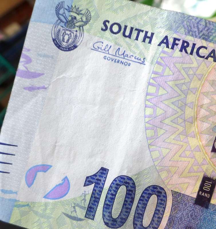 RSA 100 Rand 2012 (Marcus 2nd issue) - without Omron rings