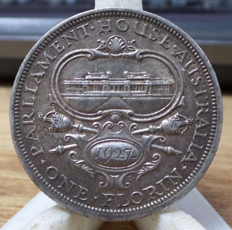 Australia 1 Florin 1927 - Parliament - Beautiful condition