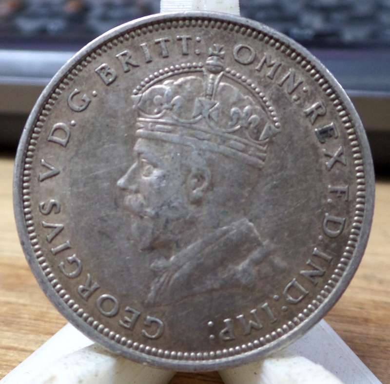 *R1 Auction* Australia 1 Florin 1927 - Parliament House