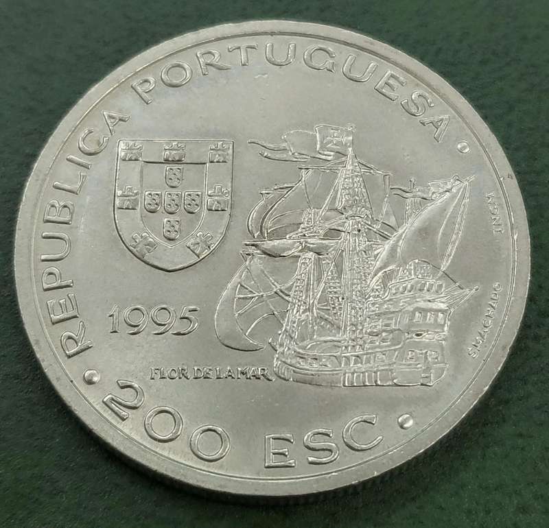 **R1 Auction** Portugal 200 Escudos 1995-UNC condition