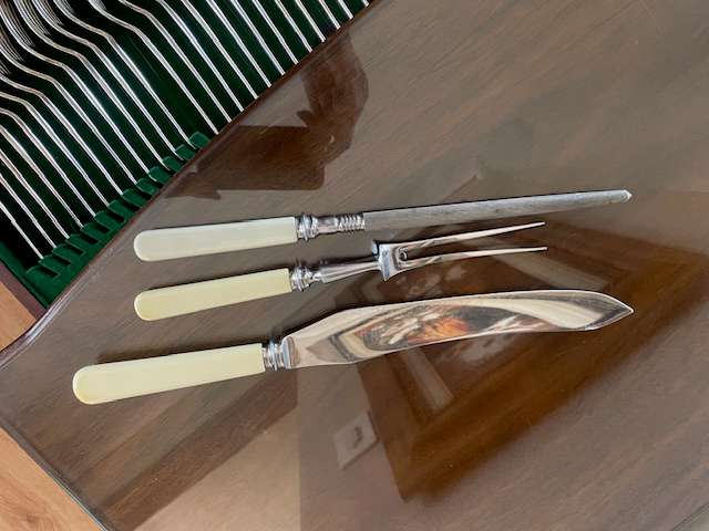 EPNS silver cutlery set in beautiful cabinet