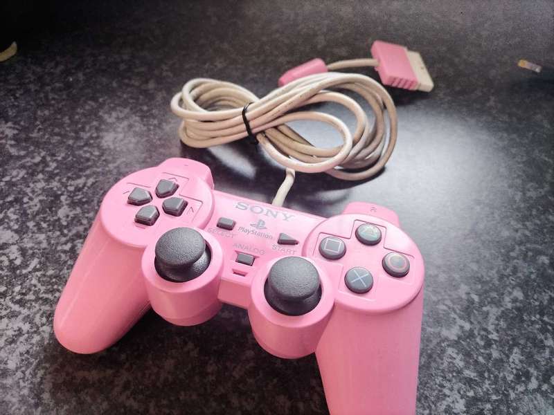 RARE Playstation 2 pink remote
