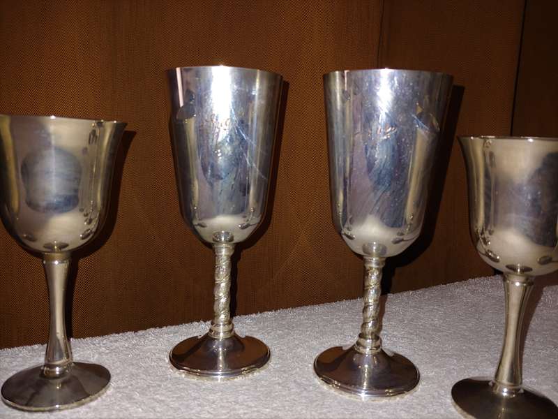 WINE GOBLETS EPNS