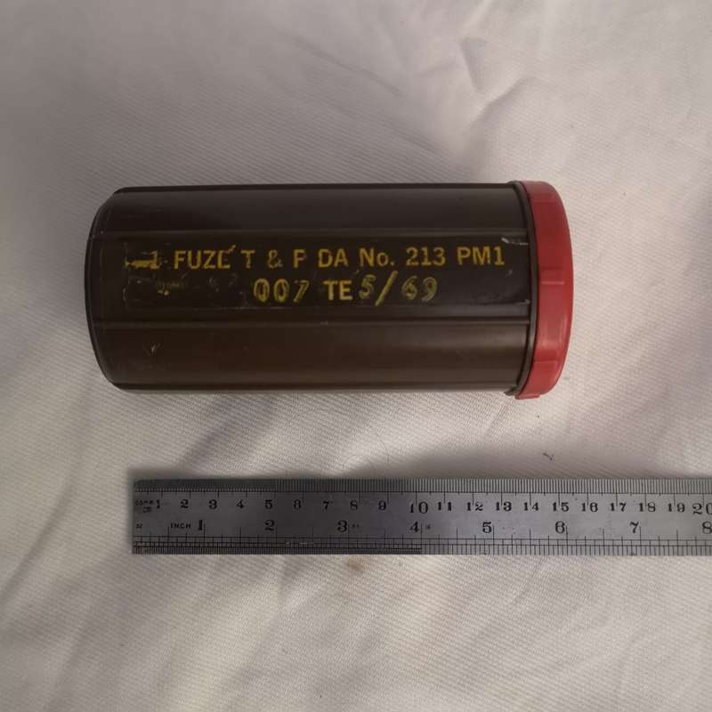 Artillery FUZE Empty Container. FUZE T & P DA No 213 PM1