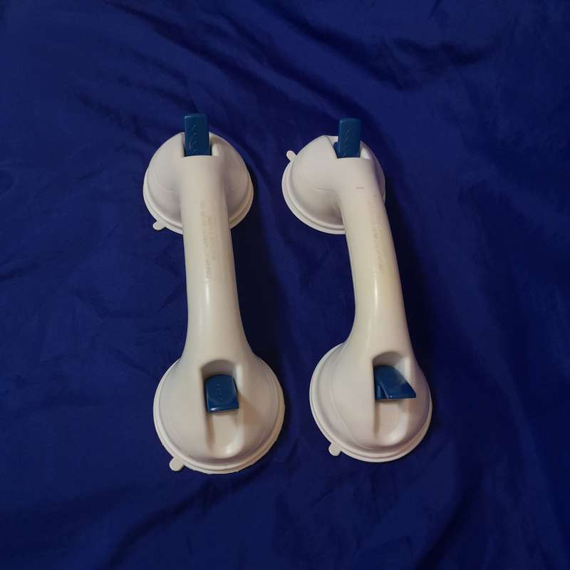 Wall Mount Suction Cup Grab Shower Bathtub Handle Grip Bath Safety Support Bar