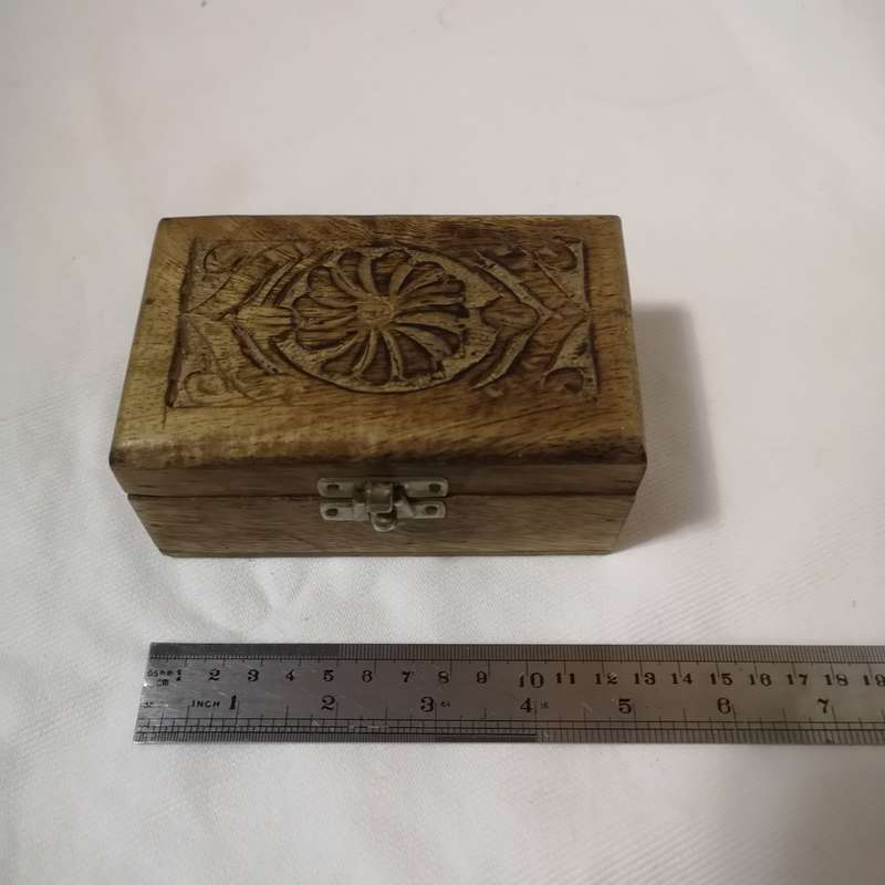 Vintage beautiful wooden hand carved trinket box