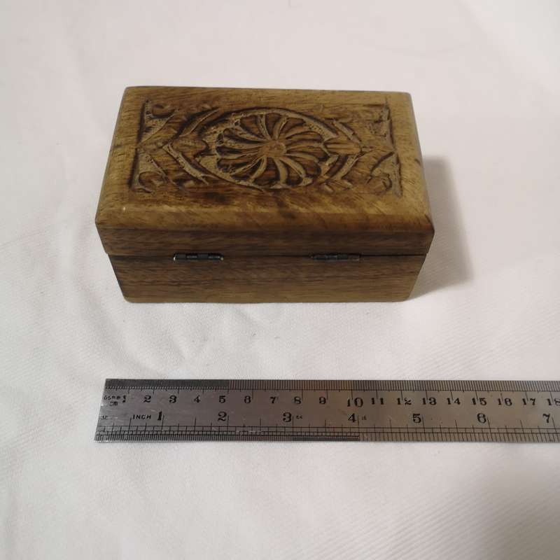 Vintage beautiful wooden hand carved trinket box