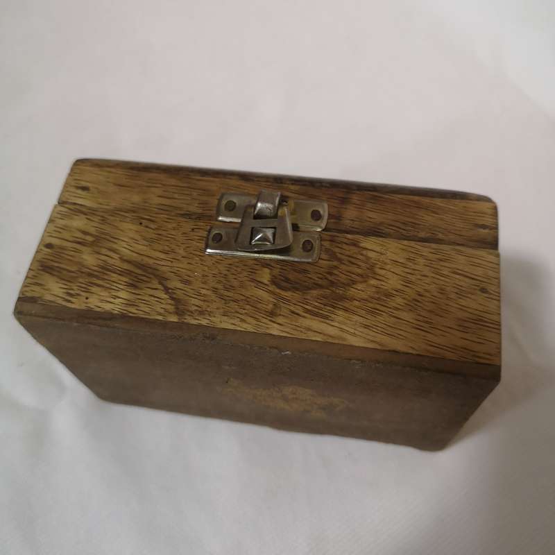 Vintage beautiful wooden hand carved trinket box