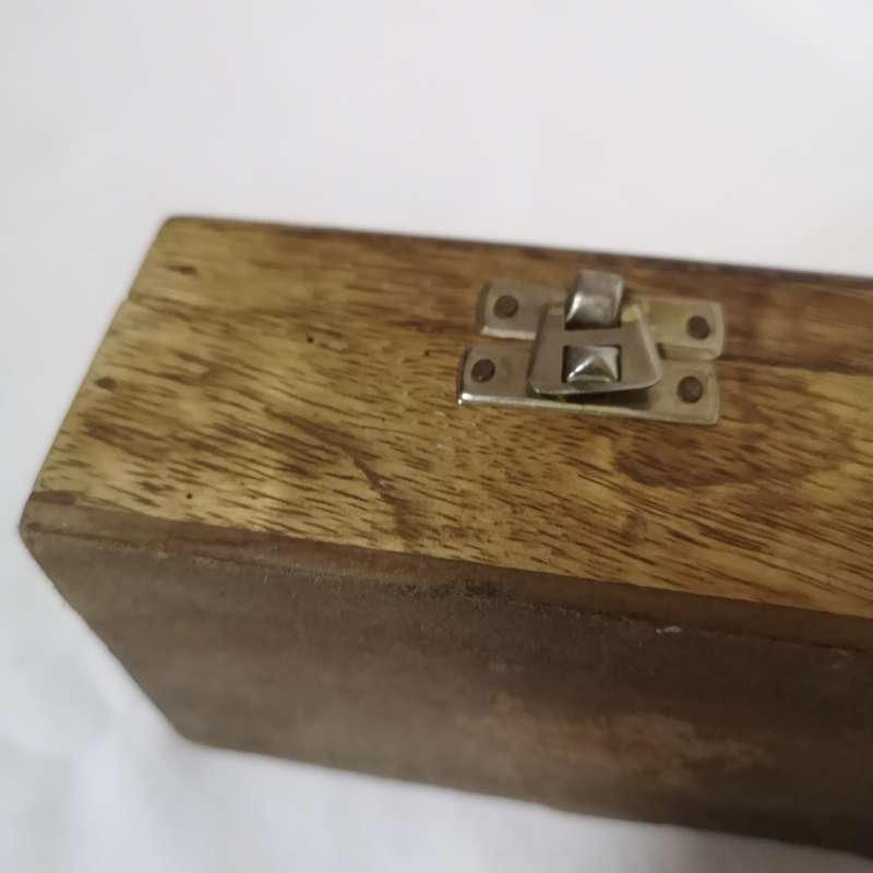 Vintage beautiful wooden hand carved trinket box