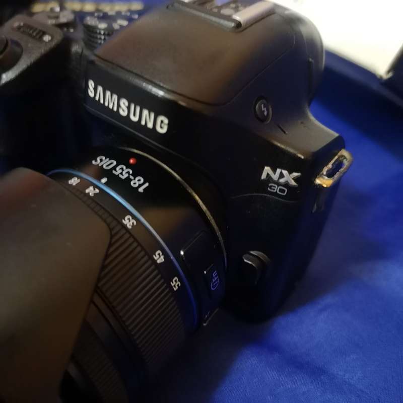 Samsung NX30 Mirrorless Camera with 2 Lenses 18-55 and 55-200. Microphone optional