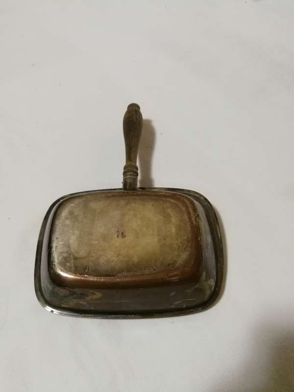 VINTAGE BRASS "EMSS" Hallmarked SILENT BUTLER/CRUMB CATCHER w/Carved Wooden Handle