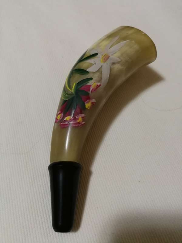 Switzerland Experience (Horn loud), Handpainted- Vintage