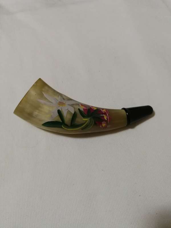 Switzerland Experience (Horn loud), Handpainted- Vintage
