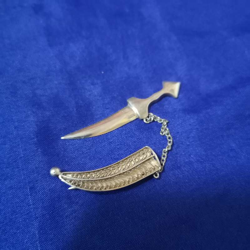 Antique Filigree Eastern Silver Dagger & Scabbard Brooch