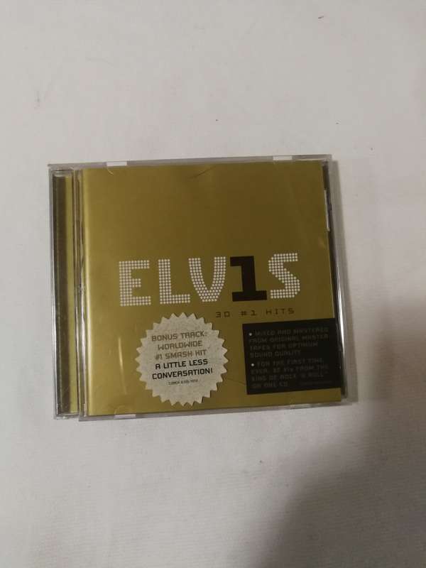 Elvis Presley  ELV1S 30 #1 Hits with Original Booklet