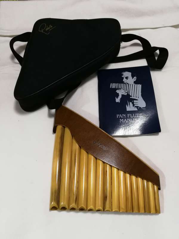 Pan Flute 18 Pipe Traditional Woodwind Instrument by Roberto
