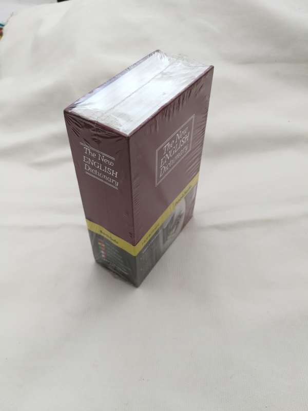 Safe- Homesafe Booksafe- Small with key