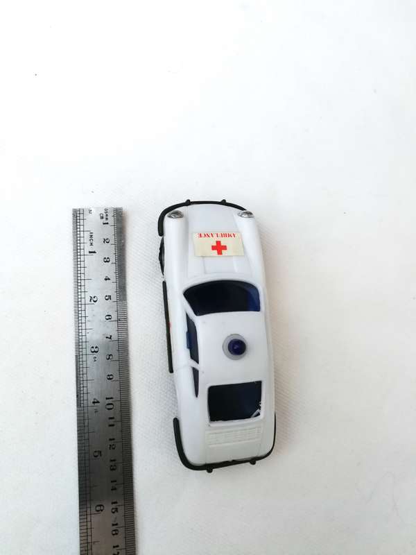 Friction Vintage Toy Porsche 911 "Ambulance" L 13.3 cm