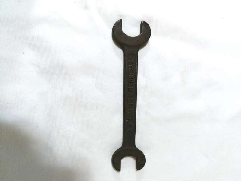 Vintage Cylinder "Alda" Key Spanner - As Photo