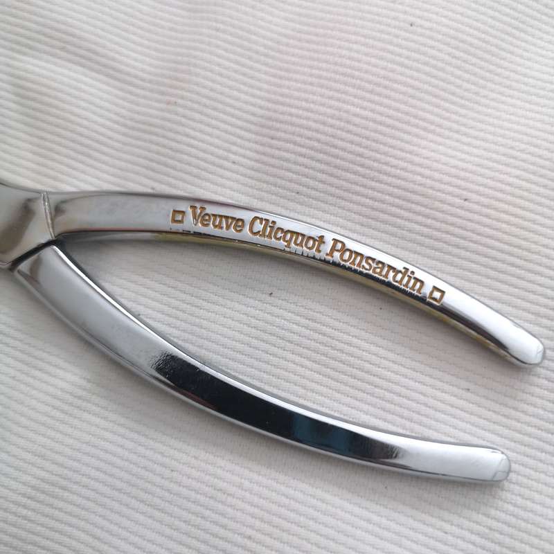 Champagne Pliers Veuve Clicquot champagne in steel, Pliers, Made in France, Wine Collectors