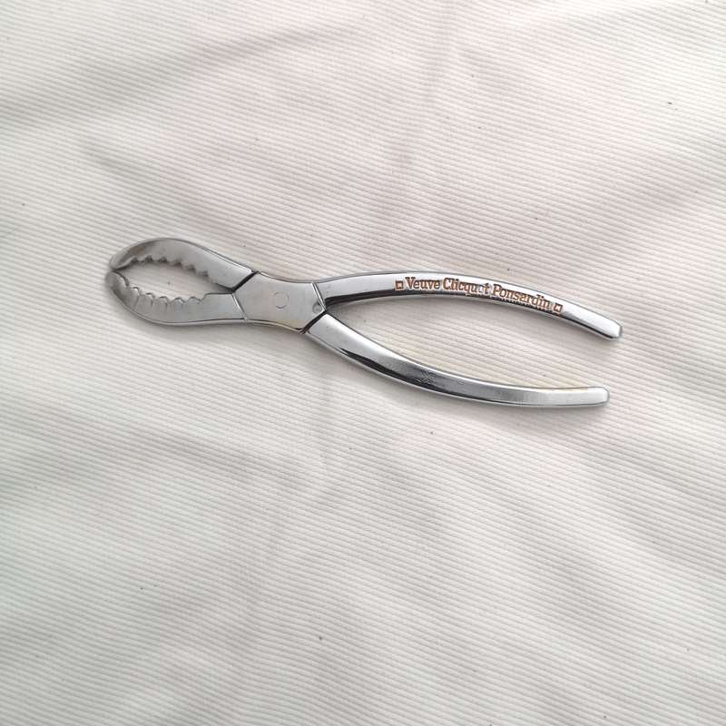 Champagne Pliers Veuve Clicquot champagne in steel, Pliers, Made in France, Wine Collectors