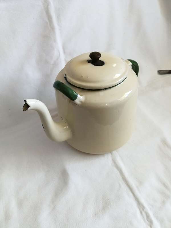 VINTAGE ENAMEL CREAM WITH GREEN BEAUTIFUL  TEA POT KETTLE