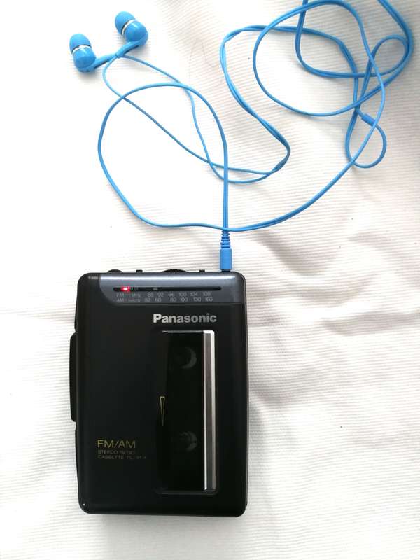 VINTAGE Panasonic Stereo Radio Cassette Player with FM/AM Tuner Walkman Radio