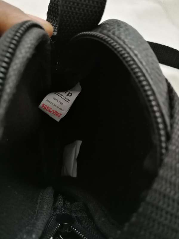 Gents Small Sling bag- Mr Price "CLASSIQUE"
