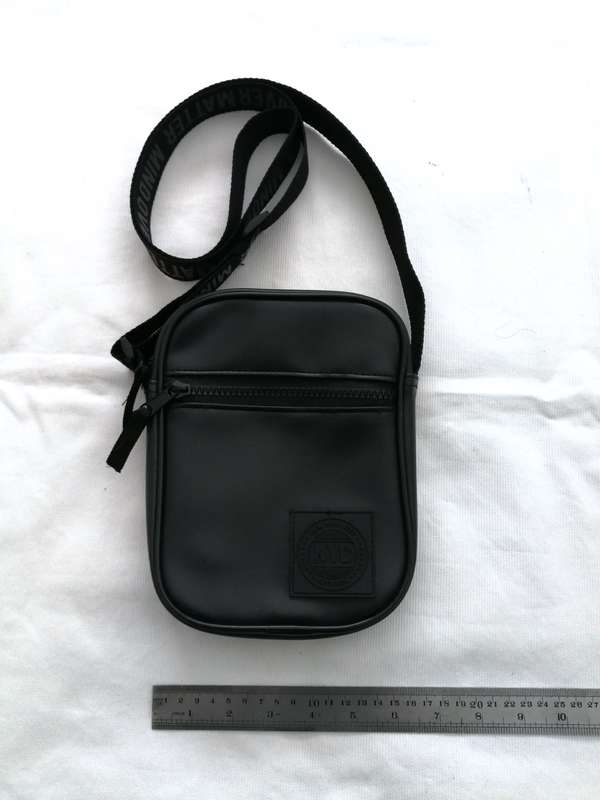 Mens Sling Bag, Double Compartment. Mr Price "NEW YORK CITY"