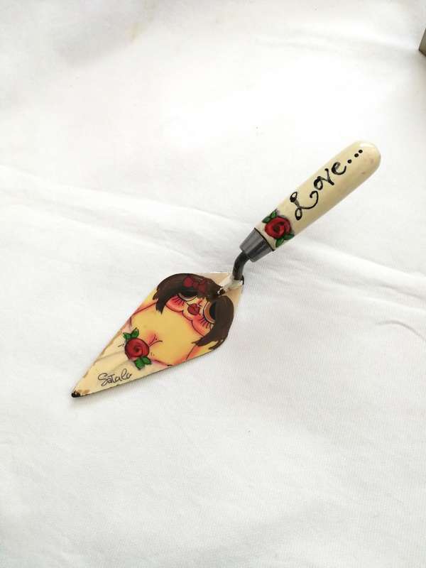 Arty Hand painted Trowel Cake Lifter- Satala