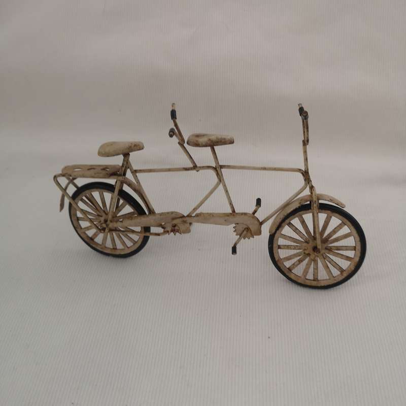Vintage Model Metal Handmade Bike Tandem Bicycle Standing Ornament Decor Art